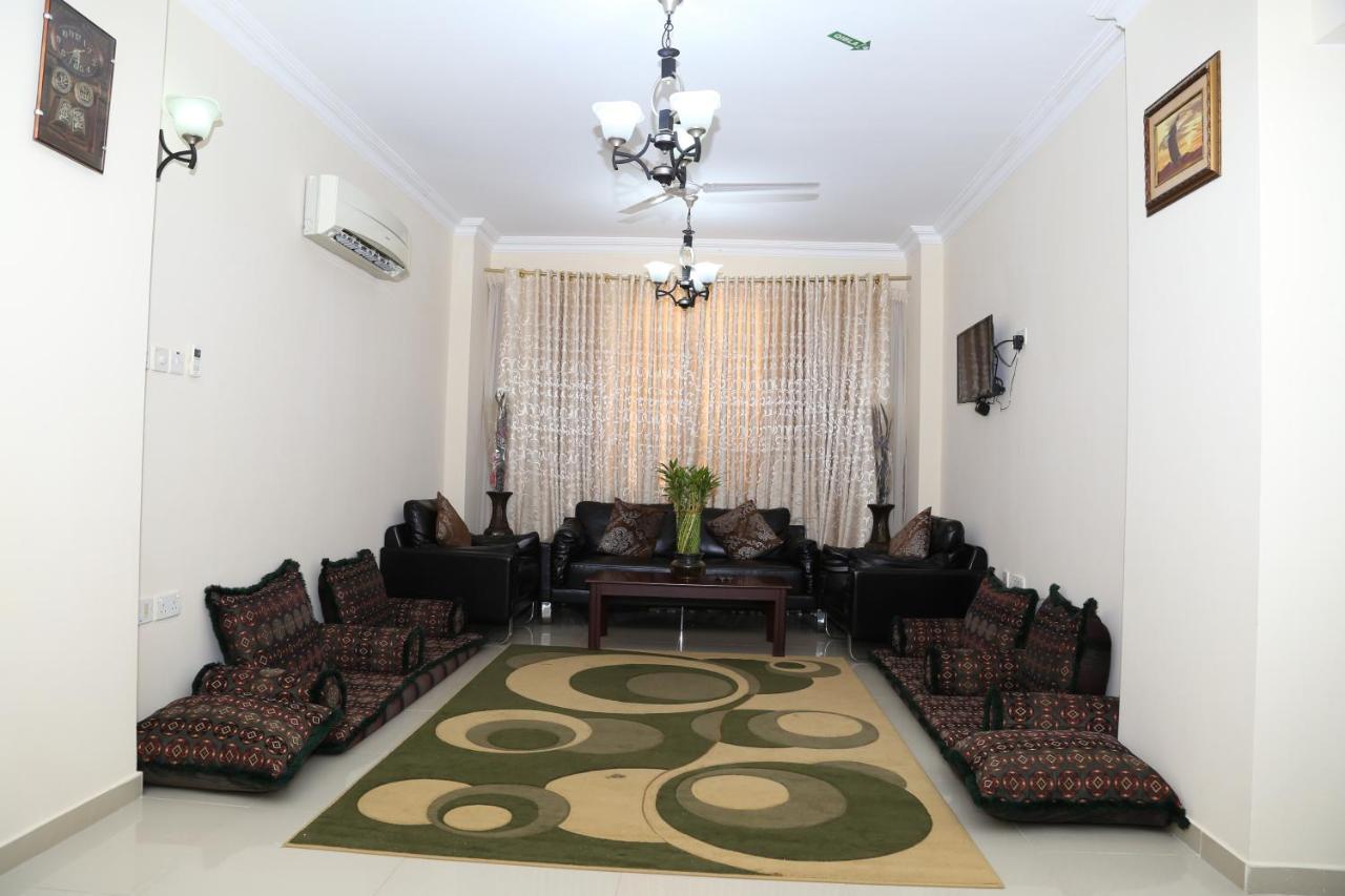 Jarzez Hotel Apartments Al Hail スィーブ エクステリア 写真