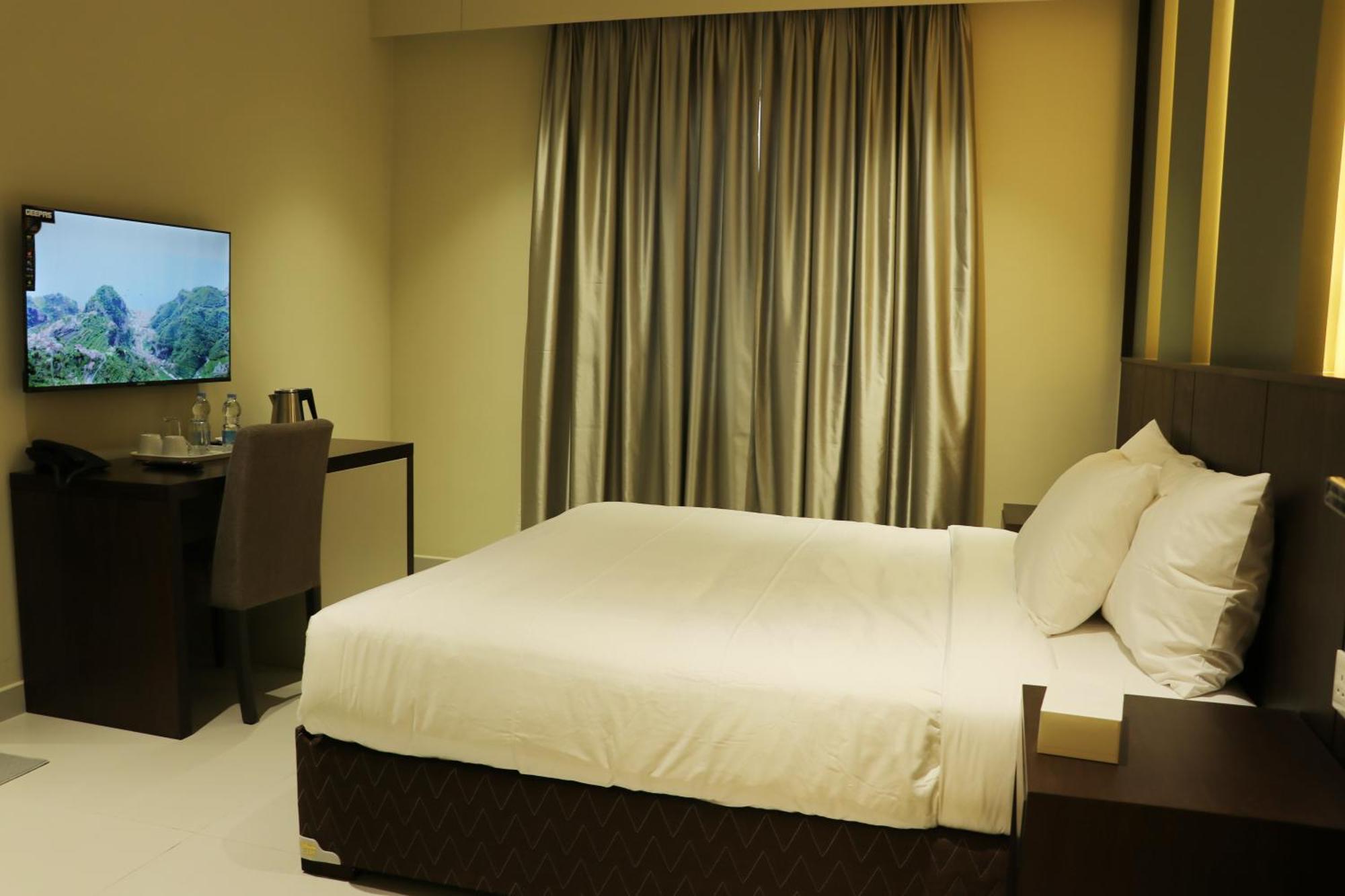 Jarzez Hotel Apartments Al Hail スィーブ エクステリア 写真