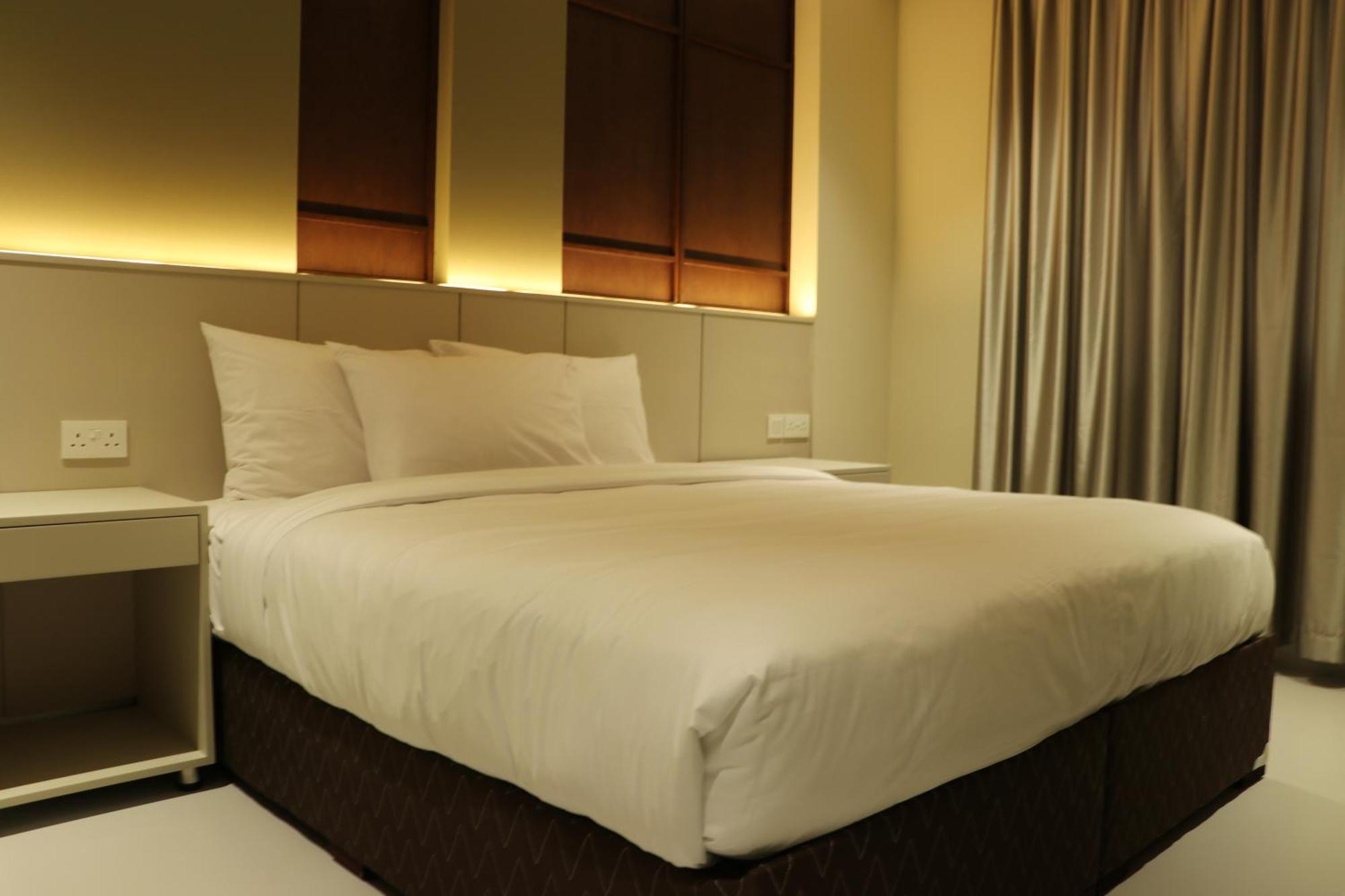Jarzez Hotel Apartments Al Hail スィーブ エクステリア 写真
